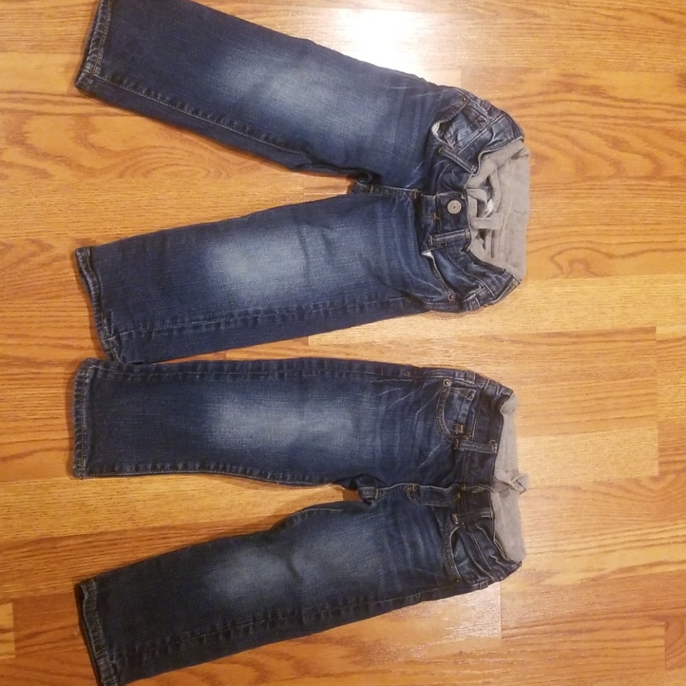 2 pairs of 3t boy Gap jeans